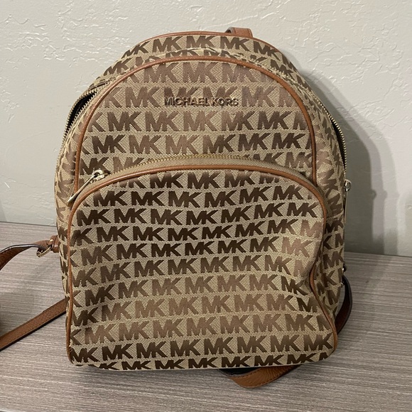 Michael Kors Signature Abbey Backpack Adjustable Straps MK Logo Brown - Picture 1 of 8